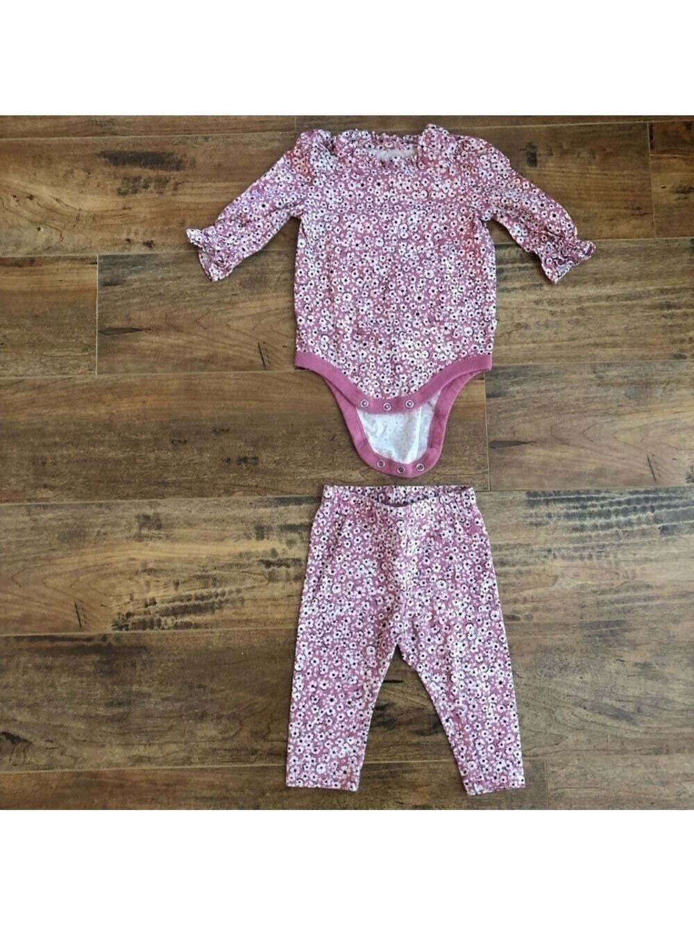 GAP Baby Organic Cotton Mix and Match Printed Bodysuit and Leggings 2-Piece 3-6M